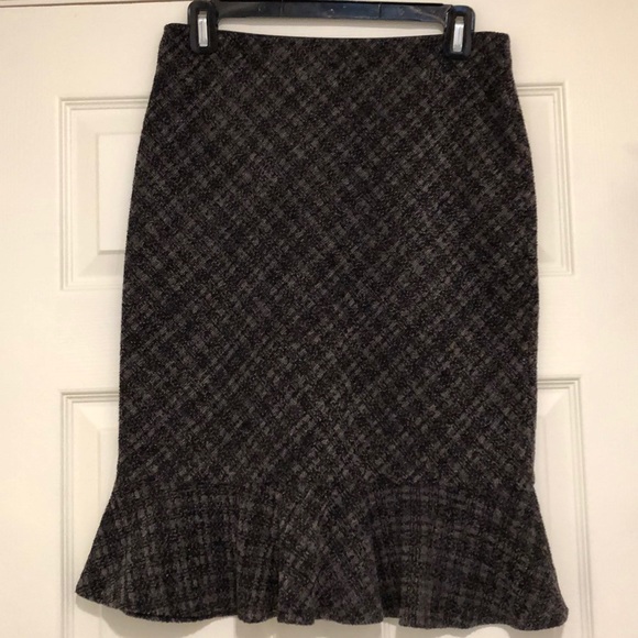 Tweed Skirt - Picture 1 of 3